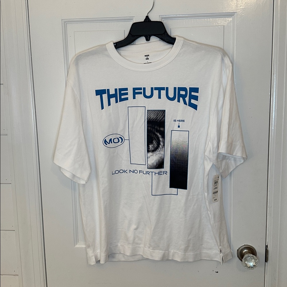 Mode of One The Future Is Here Tshirt size L NWT